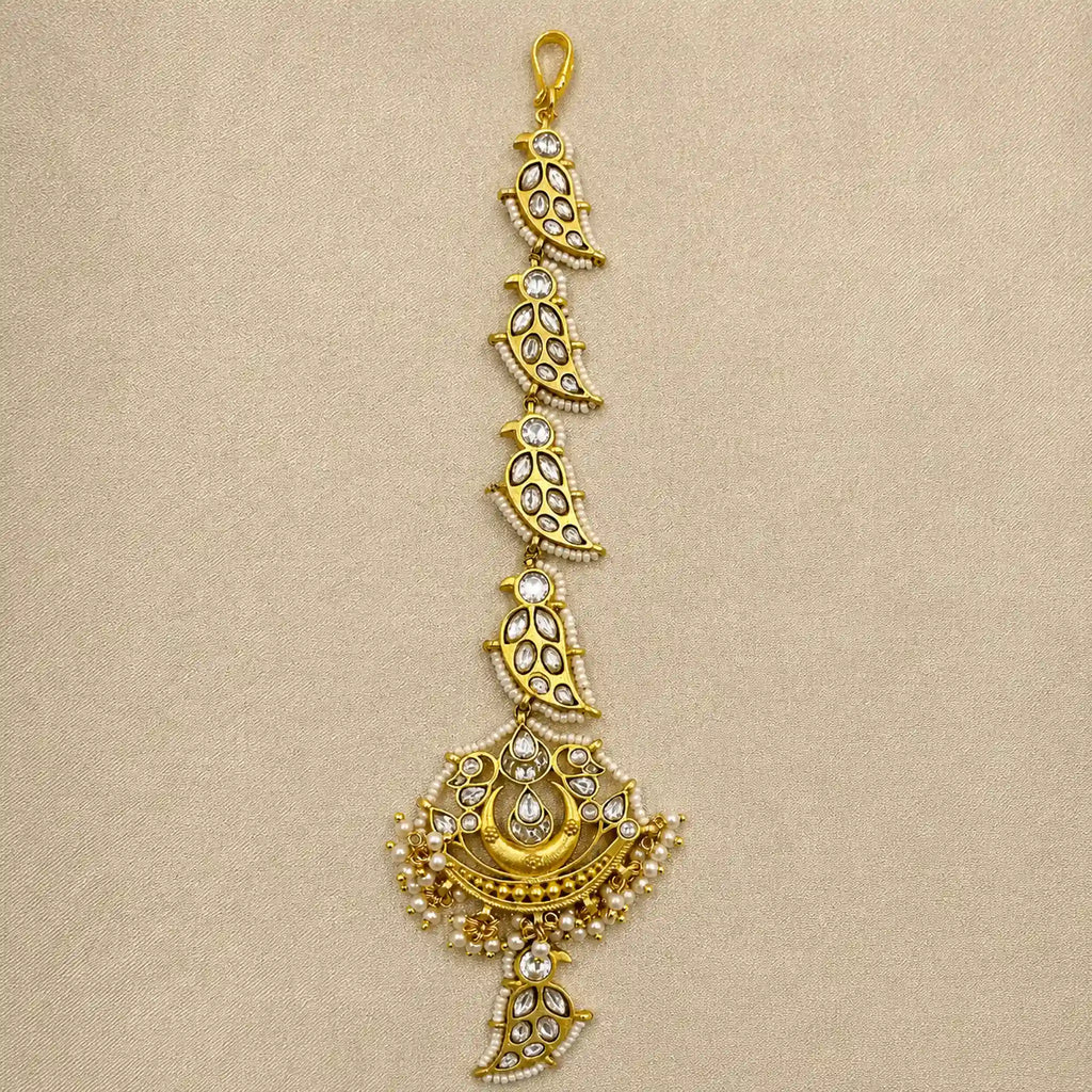 White Colour Gold Plated Jadau Kundan MaangTeeka - PJMT011