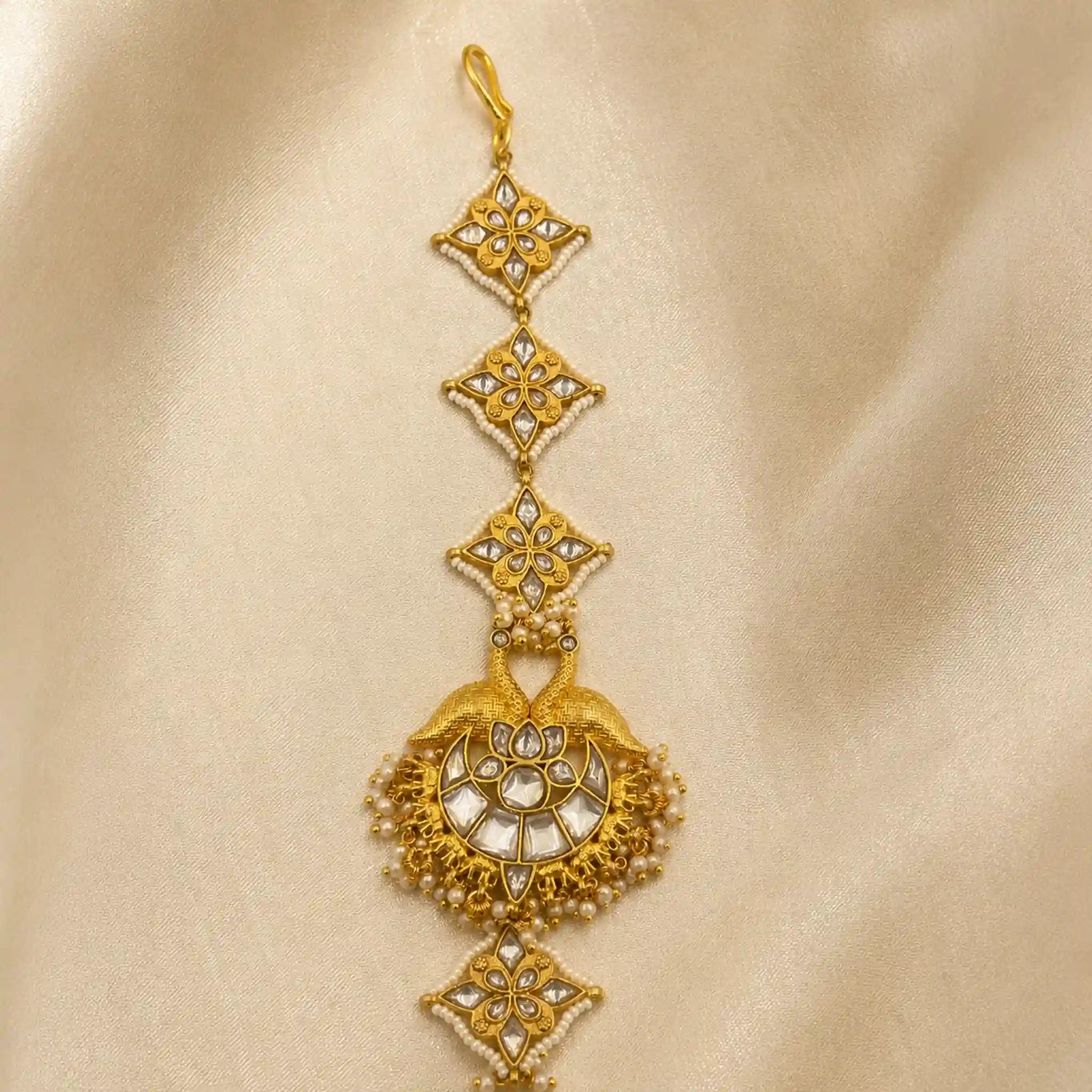 White Colour Gold Plated Jadau Kundan Maangteeka - PJMT001