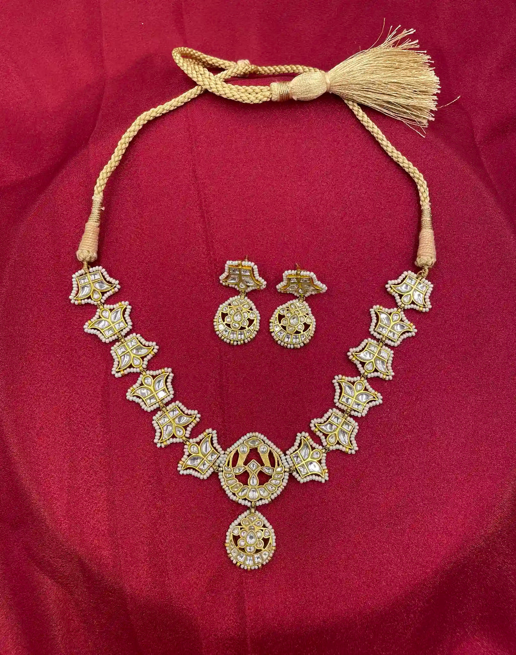 WhiteColor GoldPlated Jadau Kundan Necklace Set - PJNS311