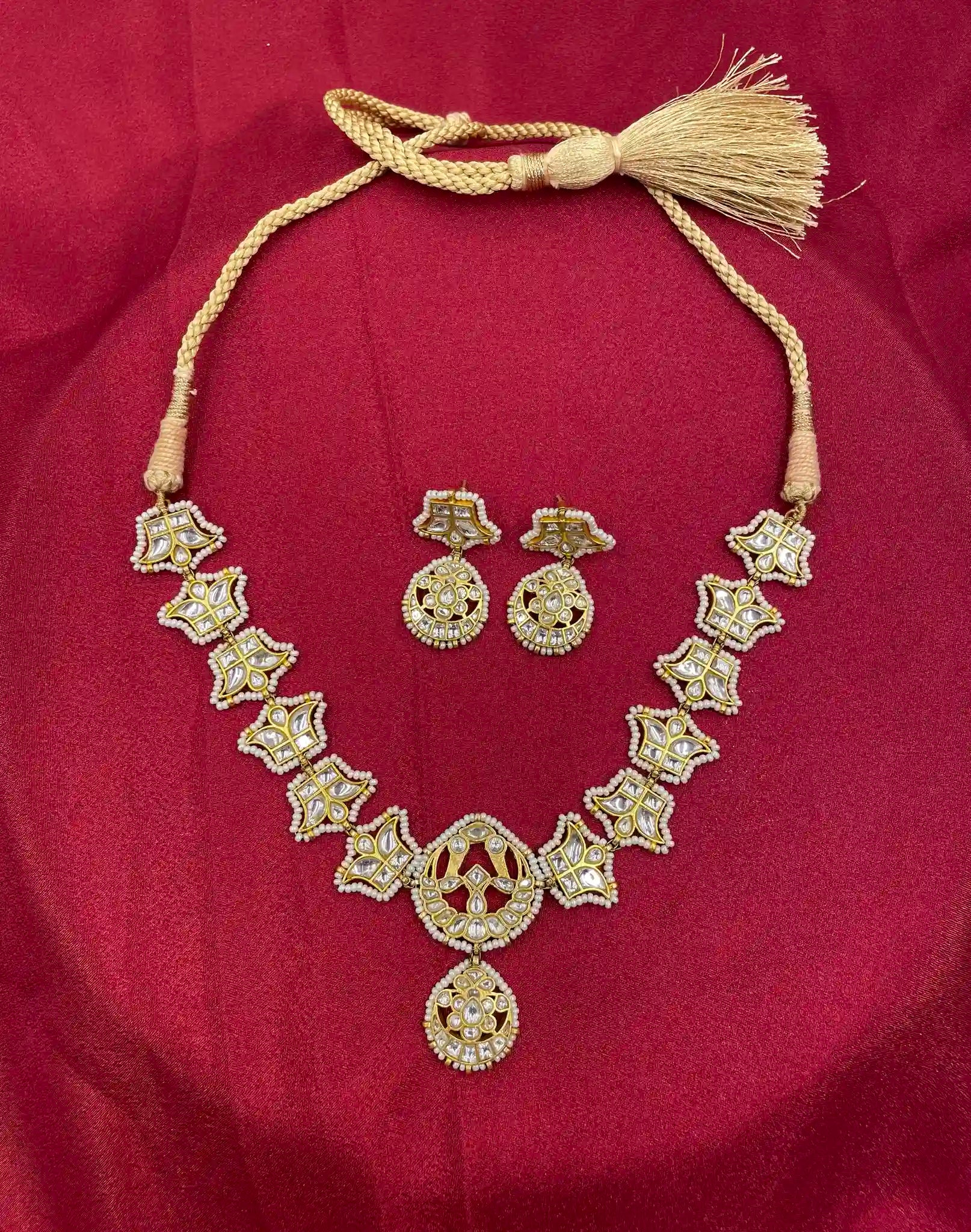 WhiteColor GoldPlated Jadau Kundan Necklace Set - PJNS311