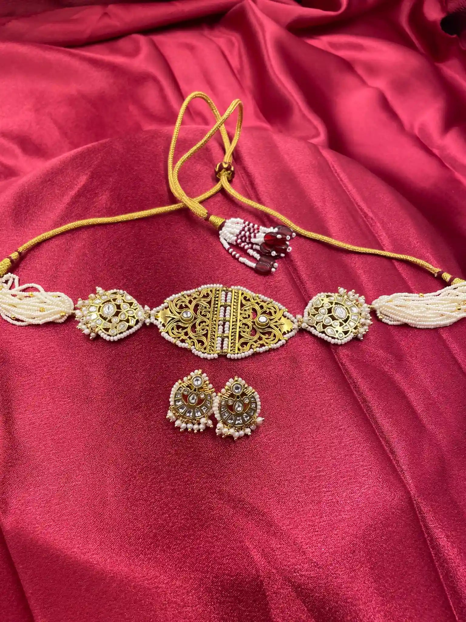 White Color Gold Plated Jadau Kundan Necklace Set - PJNS102