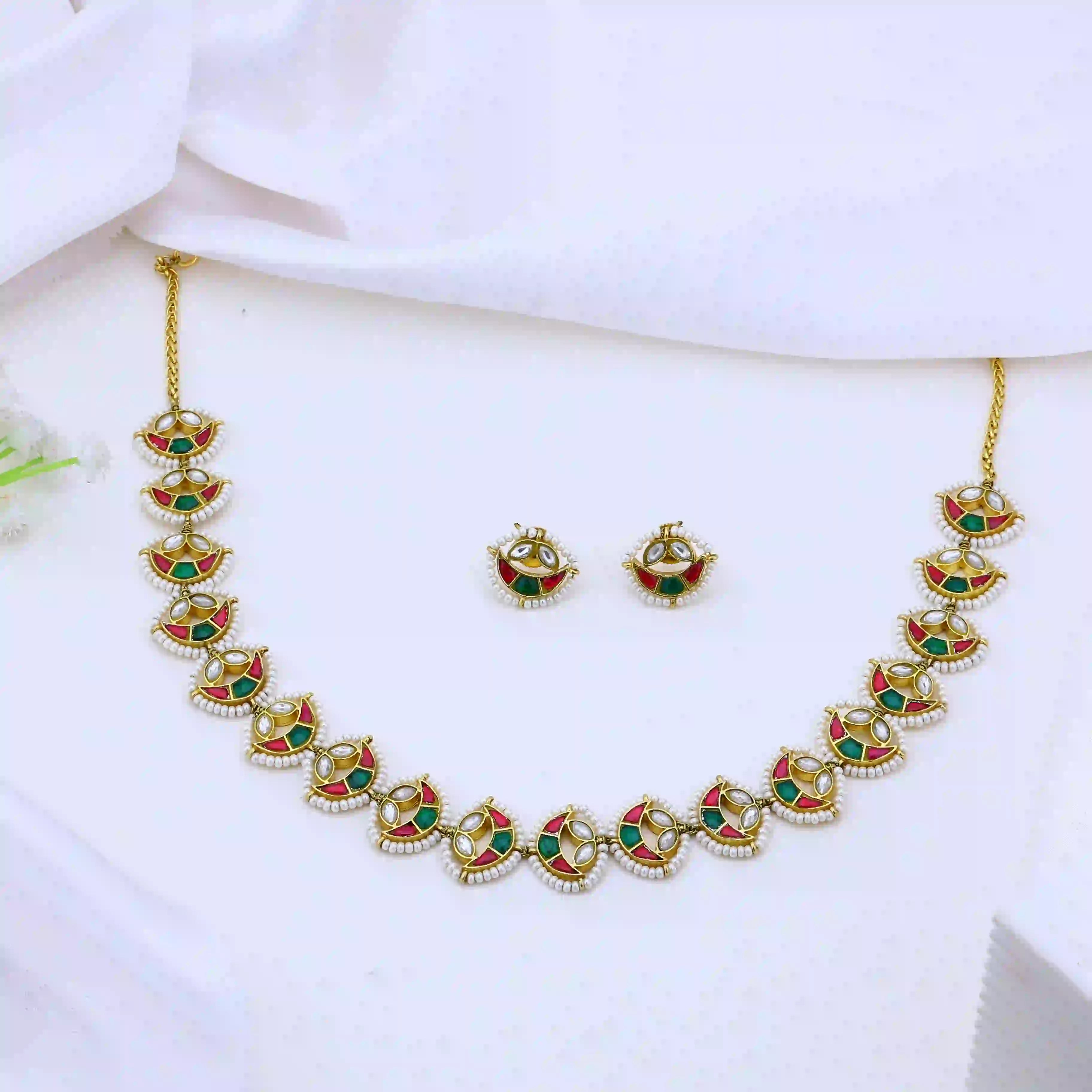 Multicolor Jadau Kundan Necklace & Maathapatti Set – PJNS010